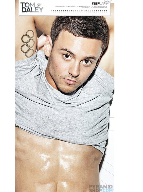 Tom Daley S 2015 Calendar Six Steamy Teaser Pics Capital