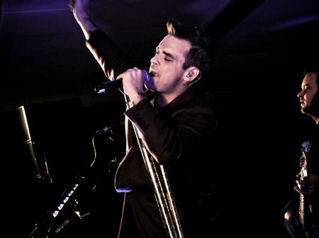 Robbie Williams - iTunes Live From London