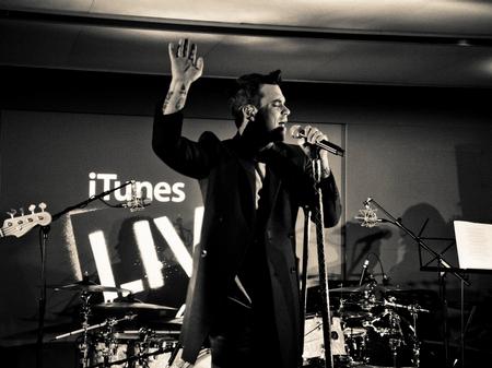 Robbie Williams - iTunes Live From London