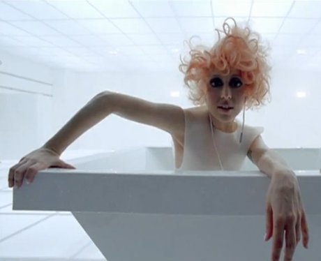 Lady Gaga - Bad Romance