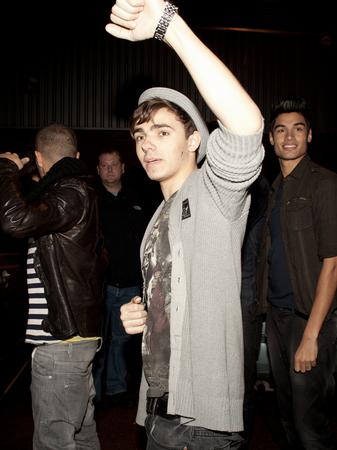 The Wanted signing HMV