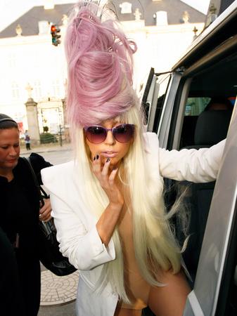 Lady Gaga leaving the Phoenix hotel