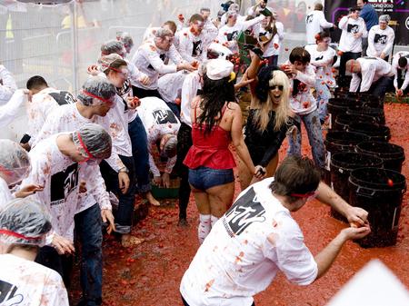 Tomato Fight