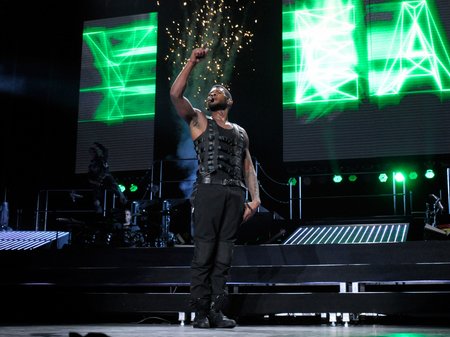 usher omg tour
