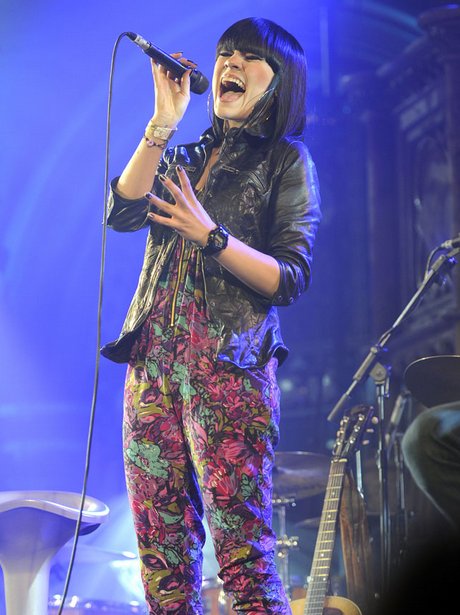 jessie j live