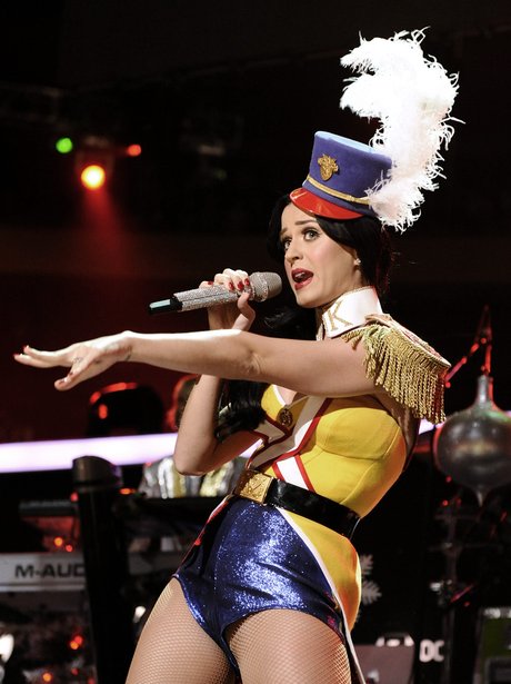 Katy Perry performing live