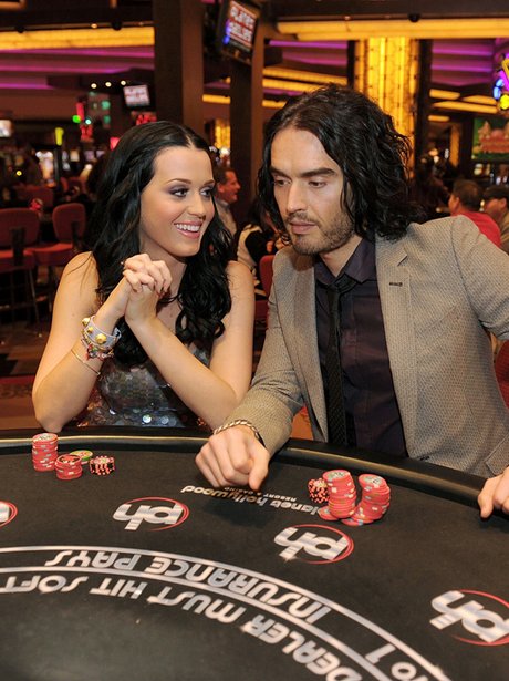 katy perry and russell brand visit planet hollywoo