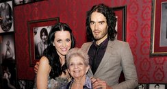 katy perry and russell brand visit planet hollywoo