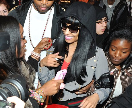 Nicki Minaj's #Barbz