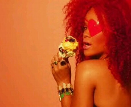 rihanna's new video s & m