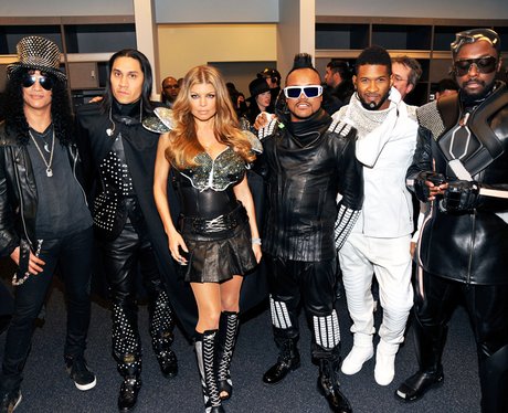 Black Eyed Peas, Slash and Usher backstage at The