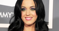 katy perry arrives at the Grammy Arrivals 2011