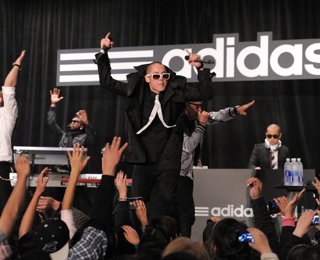 Far East Movement live