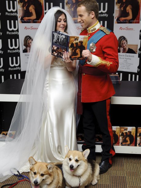alt royal wedding
