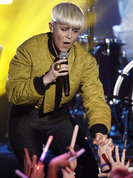 robyn live Photos of the week