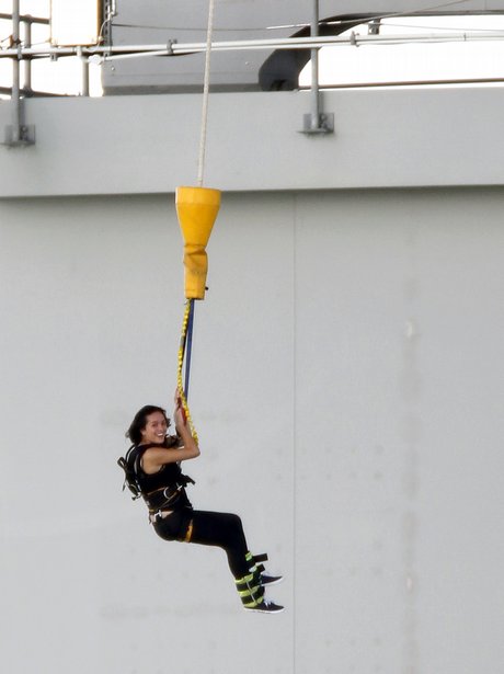 Katy Perry bungee Jump