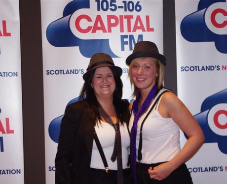 Snaps of Fans of Olly Murs at his Glasgow Show May