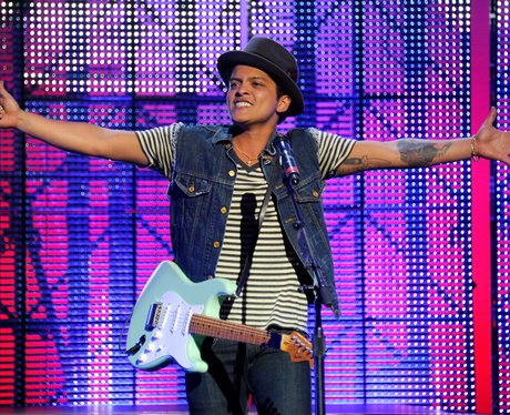 Bruno Mars live