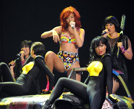 Rihanna live on tour
