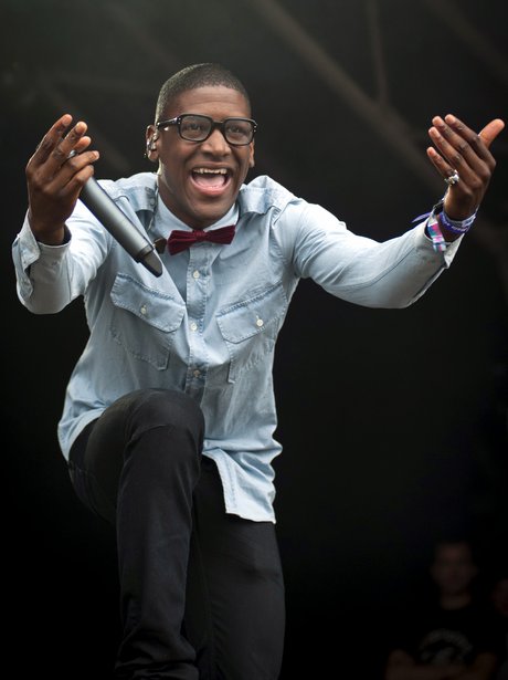 Labrinth performing live