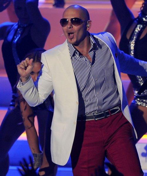 Pitbull Says He Doesn't Know How To Dance: 