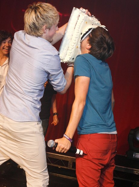 One Direction at G-A-Y