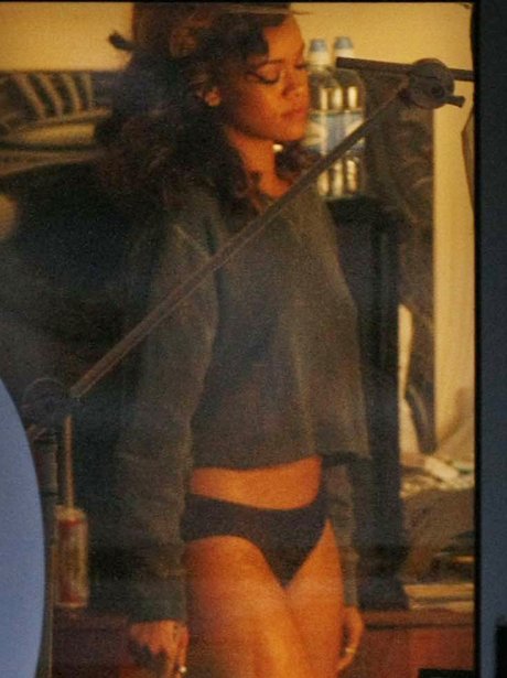 Rihanna filming new video