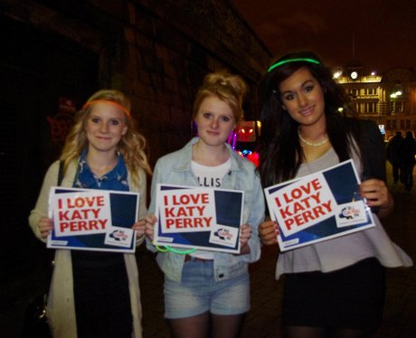 Katy Perry Comes to Manchester