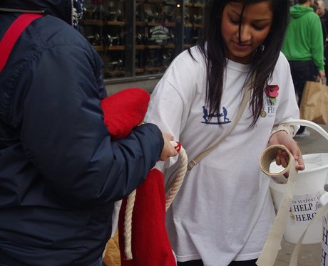 Secret Santa with Windows 7 in Market Street