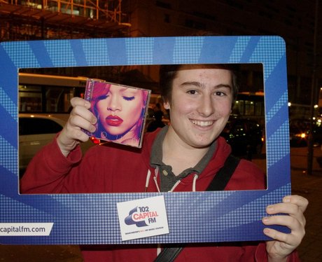 Rihanna come to manchester