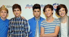 One Direction arrive at the 2011 Jingle Bell Ball