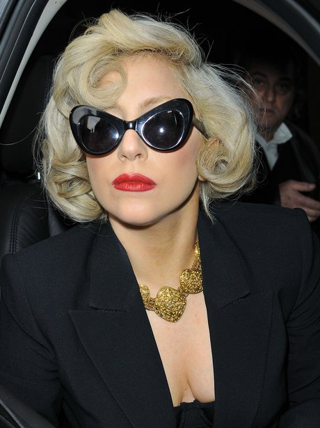 lady gaga with sunglasses