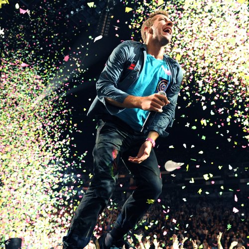 Coldplay perfrom live