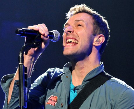 Coldplay perform live