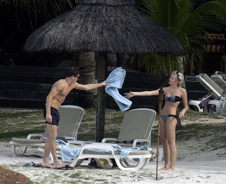 Pixie Lott on Holiday with boyfriend in Mauritius
