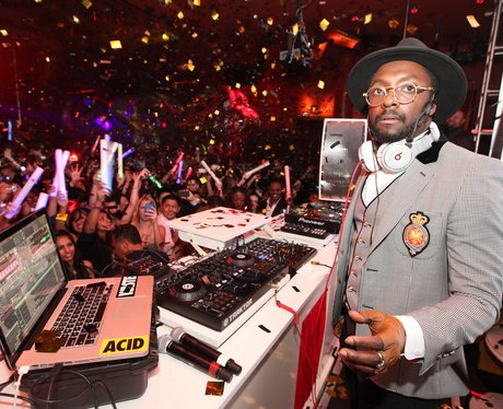 Will.i.am DJ's on New Years eve