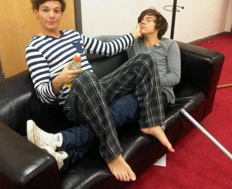 One Direction twitter