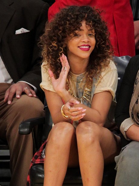 Rihanna attends the Los Angeles Lakers vs Memphis