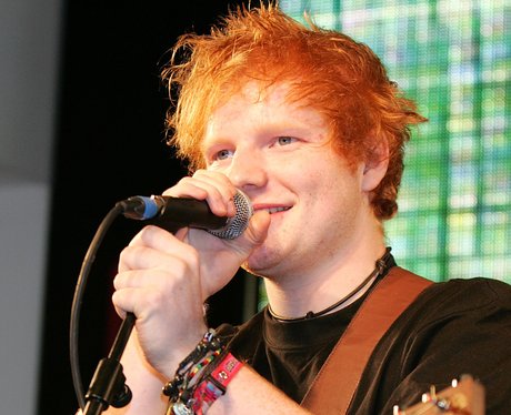Ed Sheeran sings live