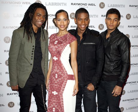 r Drive on the red carpet