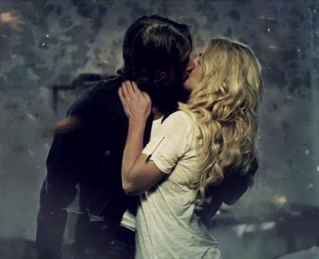 Britney Spears- Criminal