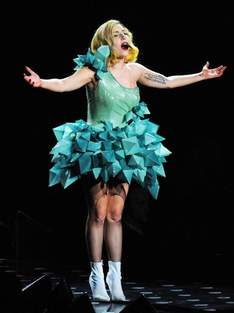 lady-gaga-monster-ball-tour-20-132869575