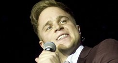 Olly Murs sings live on Tour