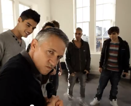 Gary joins The Wanted in new walkers advert