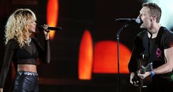 Rihanna and Coldplay live at the Grammy Awards