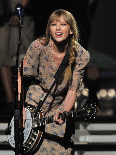 Taylor Swift Grammy Awards 2012 performance