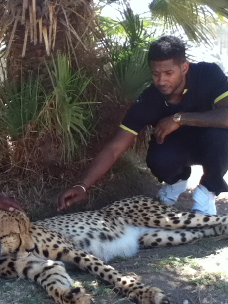 Usher Twitter