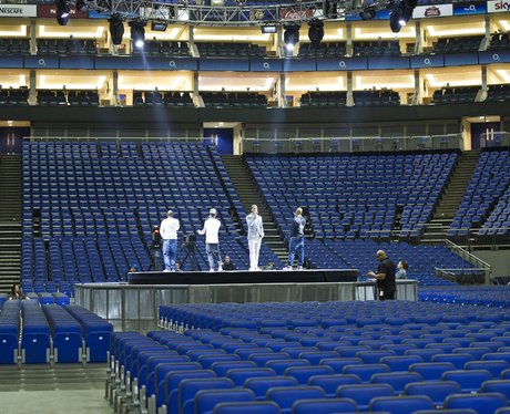 JLS 4th Dimension Tour