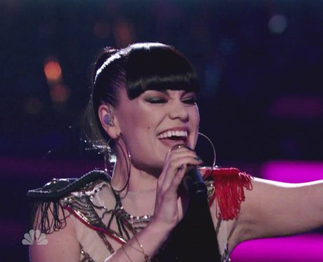 Jessie J sings live on the Voice USA