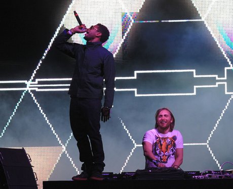 Usher and David Guetta live